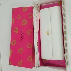Victoria's Secret White Linen feel clutch